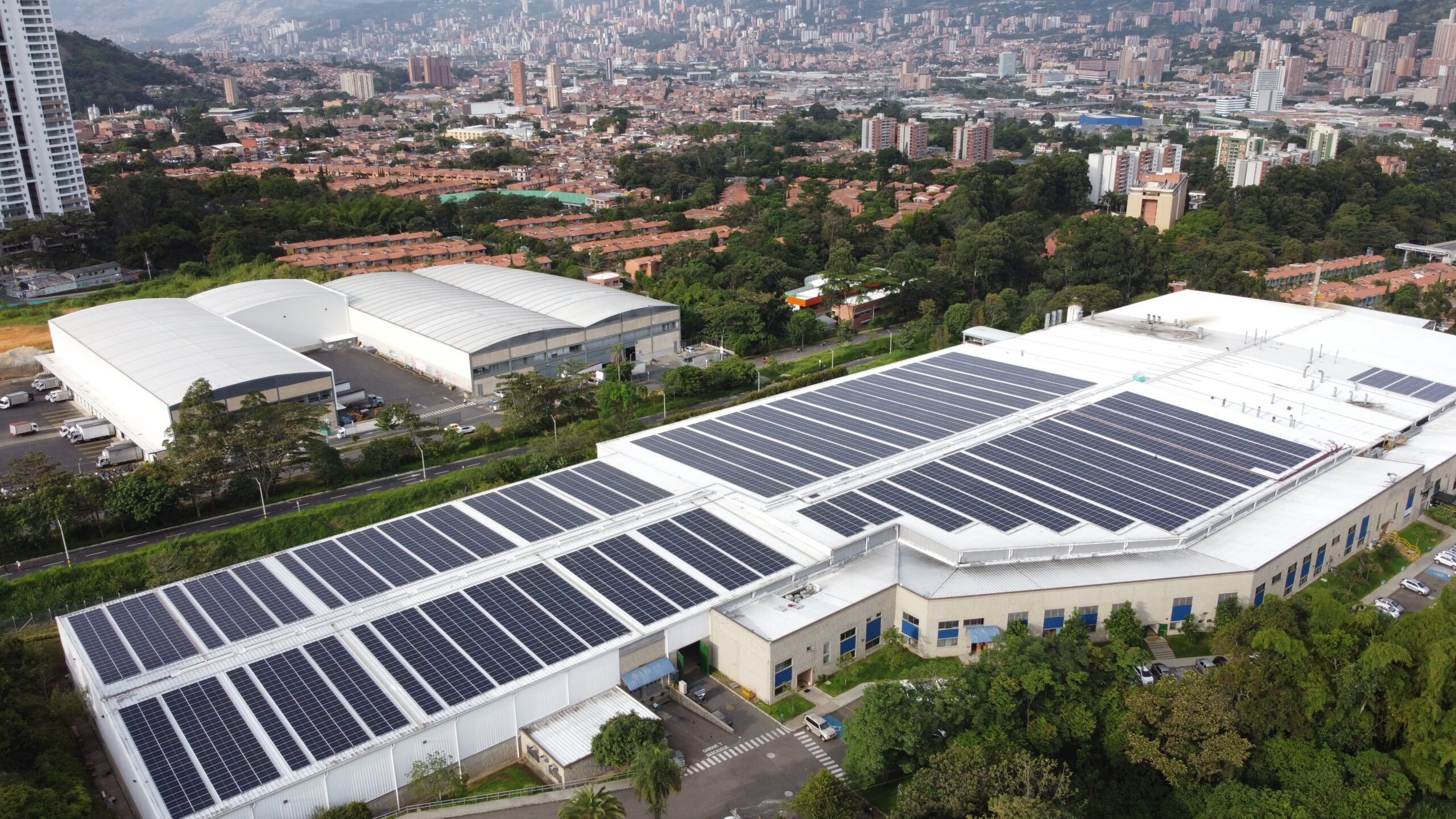 Usina fotovoltaica: Proyecto CI Jeans